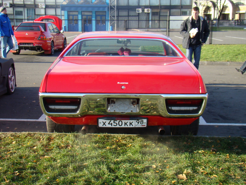 Plymouth Roadrunner Red