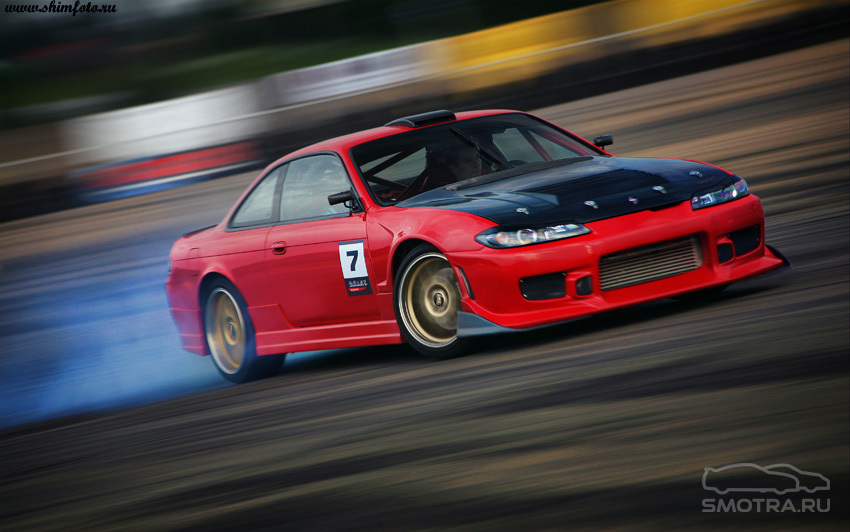 Japanese drift master. Shimfoto GTR.