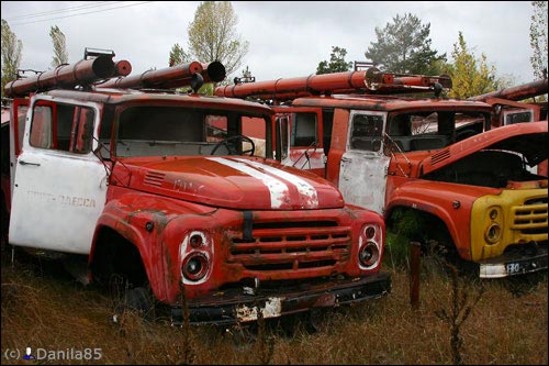 Кладбище автомобилей в чернобыле